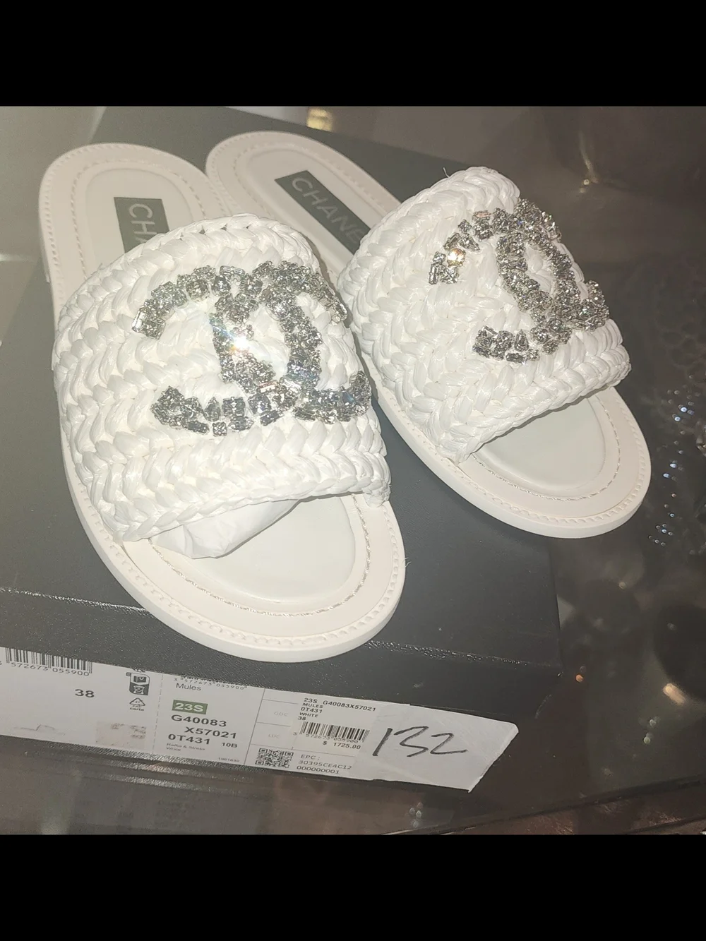 Authenic CHANEL CC CRYSTAL LOGO RAFFIA STRASS  White Braided  CC Slide Mules